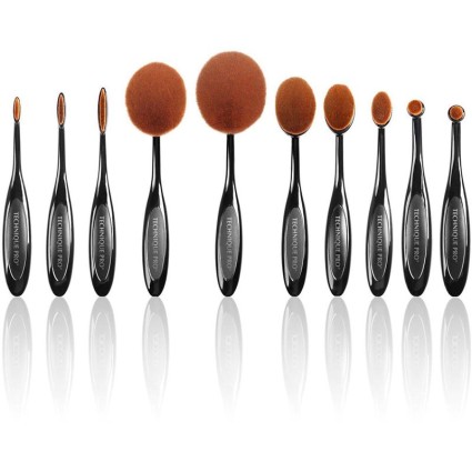 Technique PRO 10 Piece Oval Makeup Brush set